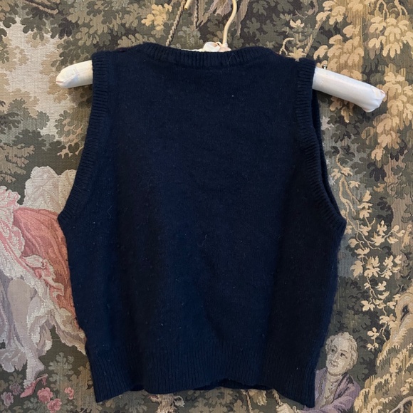 Brandy Melville V Neck Sweater - Picture 3 of 4